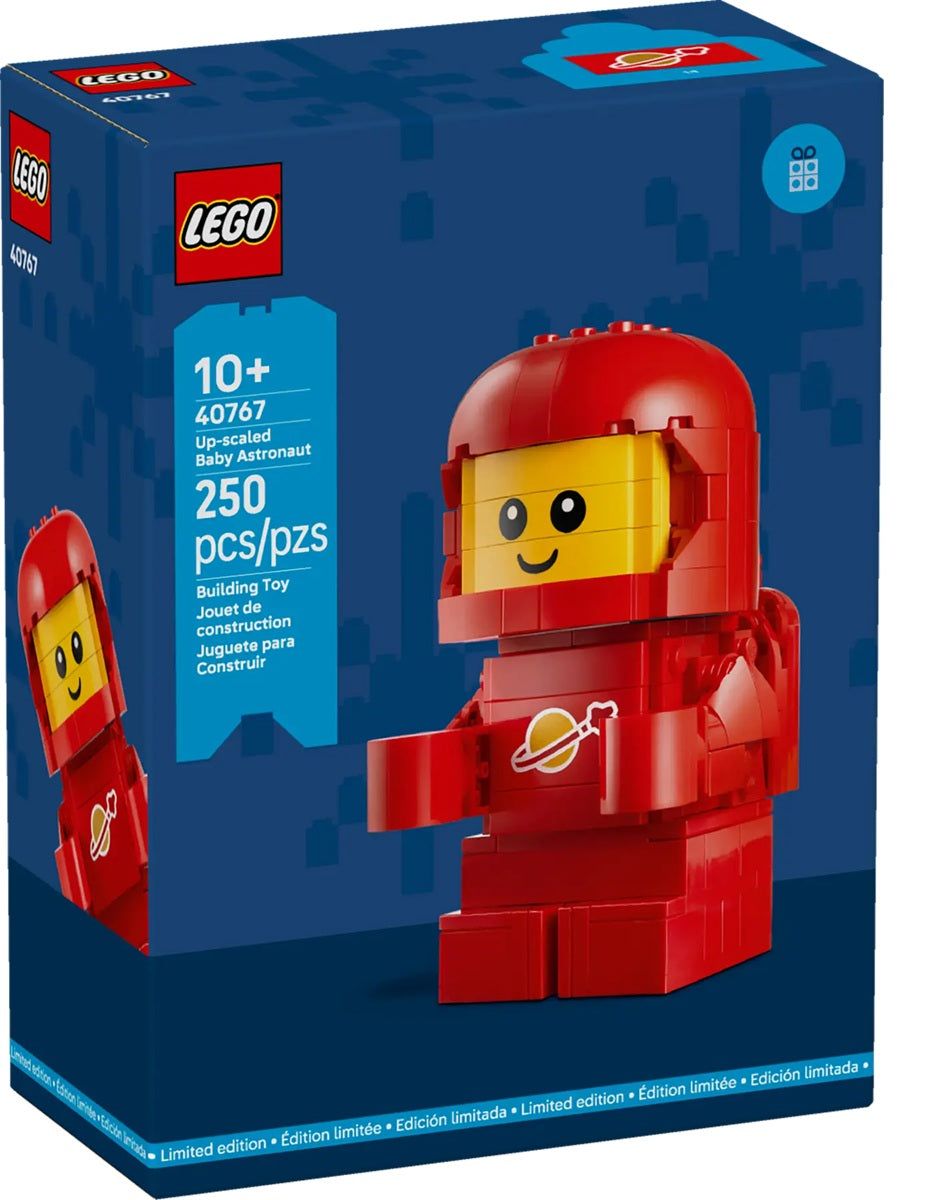 LEGO 40767 Up-Scaled Baby Astronaut is perfect for LEGO Space fans, this build captures the essence of the beloved astronaut minifigure in a bold, up-scaled design. With its bright colors, golden visor, and compact stand, this figure makes a standout addition to any LEGO collection or desk setup.