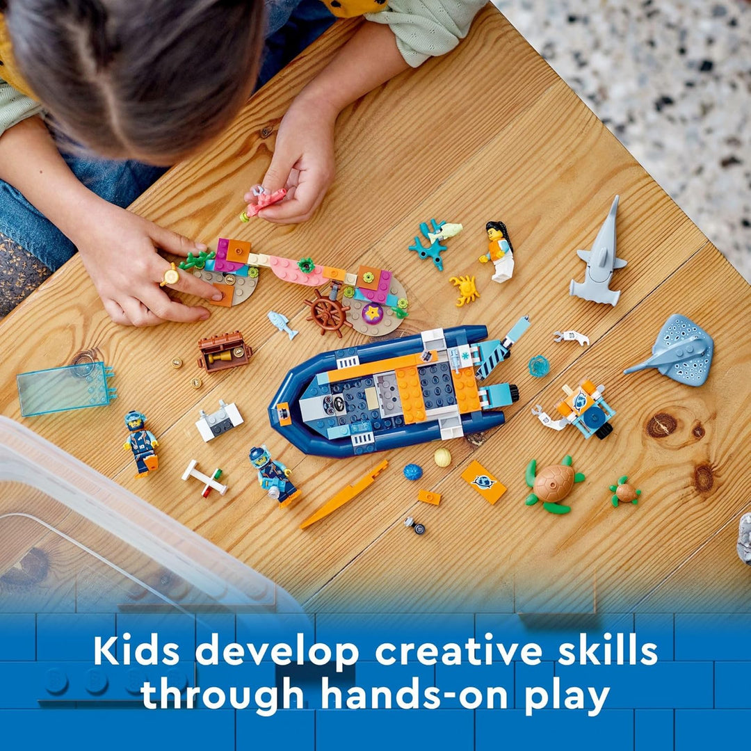 Lego 60377 Explorer Diving Boat