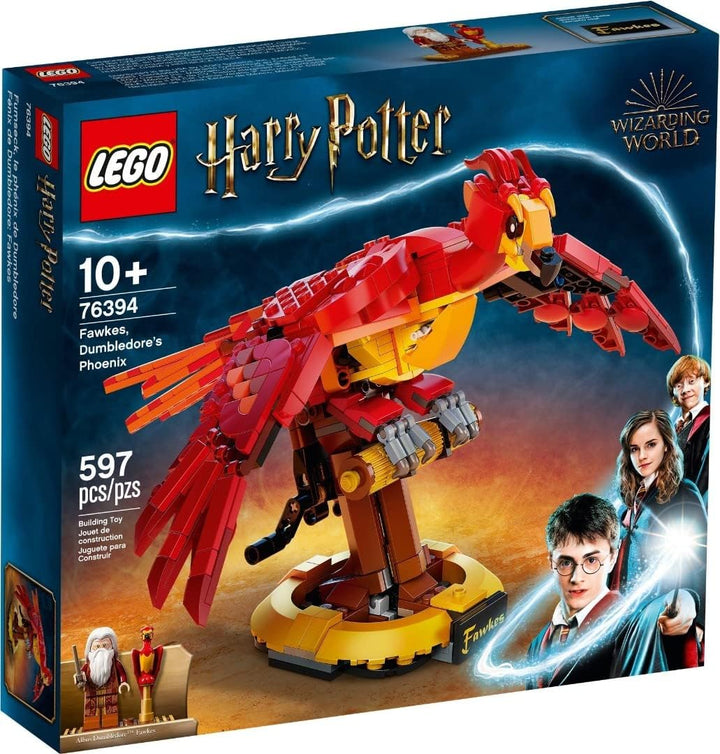 Unearth the mysteries of the wizarding world with the LEGO 76394 Fawkes, Dumbledore’s Phoenix. With 597 pieces, it's a must-have addition to your LEGO Harry Potter collection. Immerse yourself in the magical bond between wizard and Phoenix, display Fawkes in all his glory, and explore the enchanting realm of Harry Potter's world. The magic awaits your discovery!